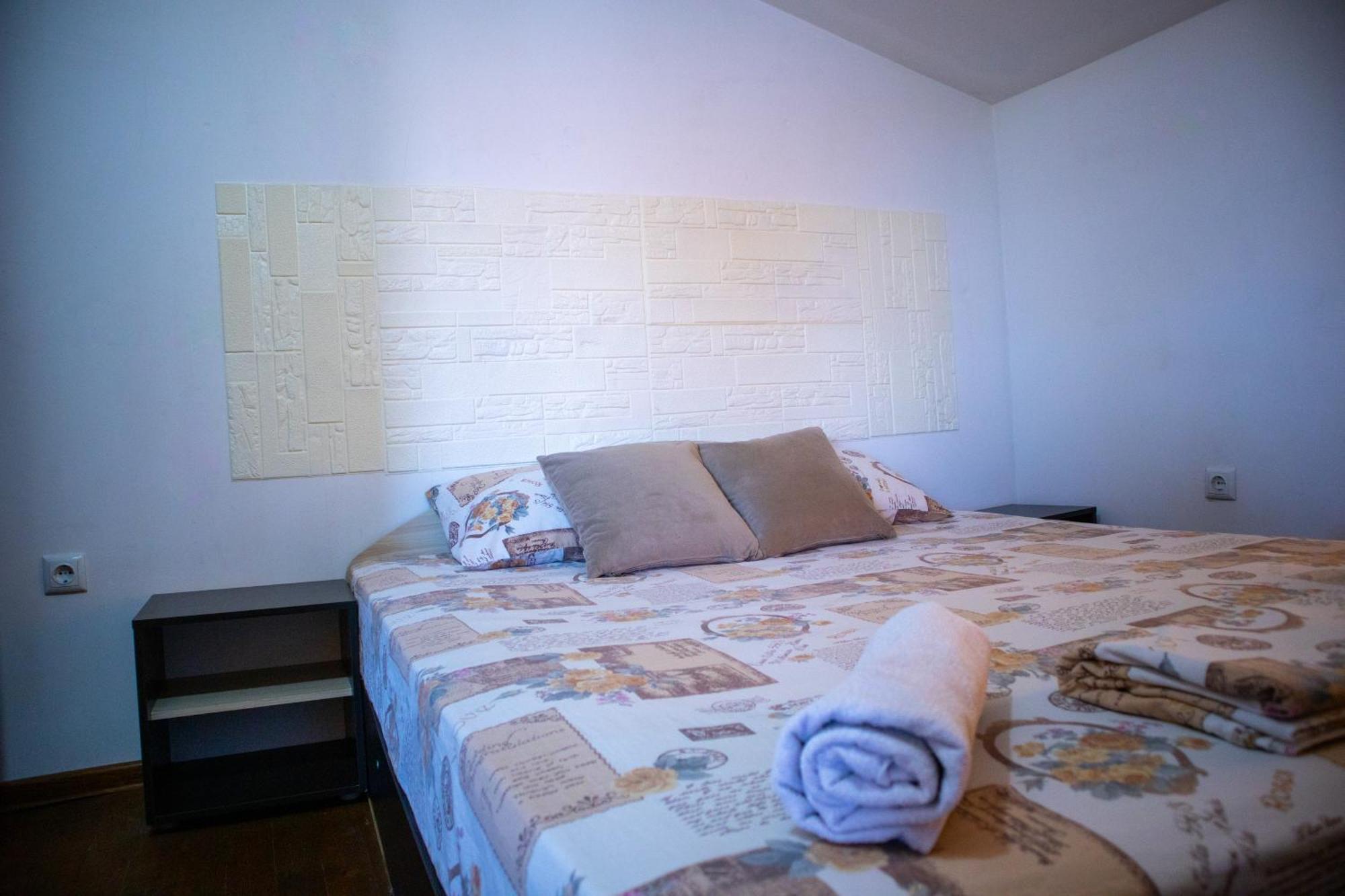Alpin Guest House 사파레바바냐 외부 사진
