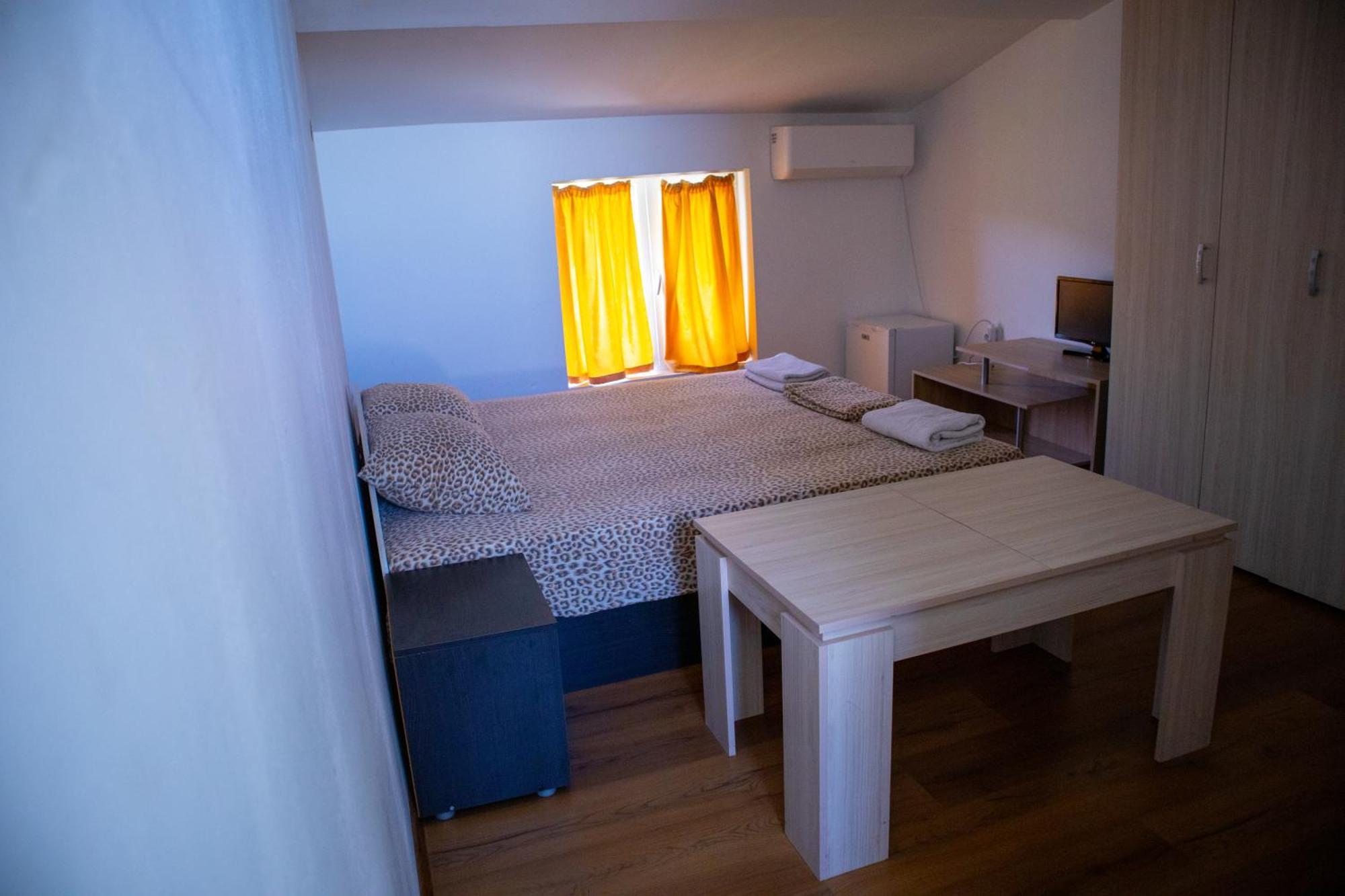 Alpin Guest House 사파레바바냐 외부 사진