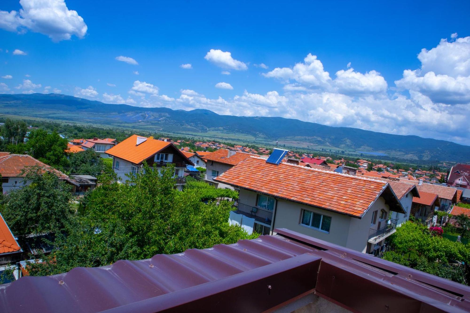 Alpin Guest House 사파레바바냐 외부 사진