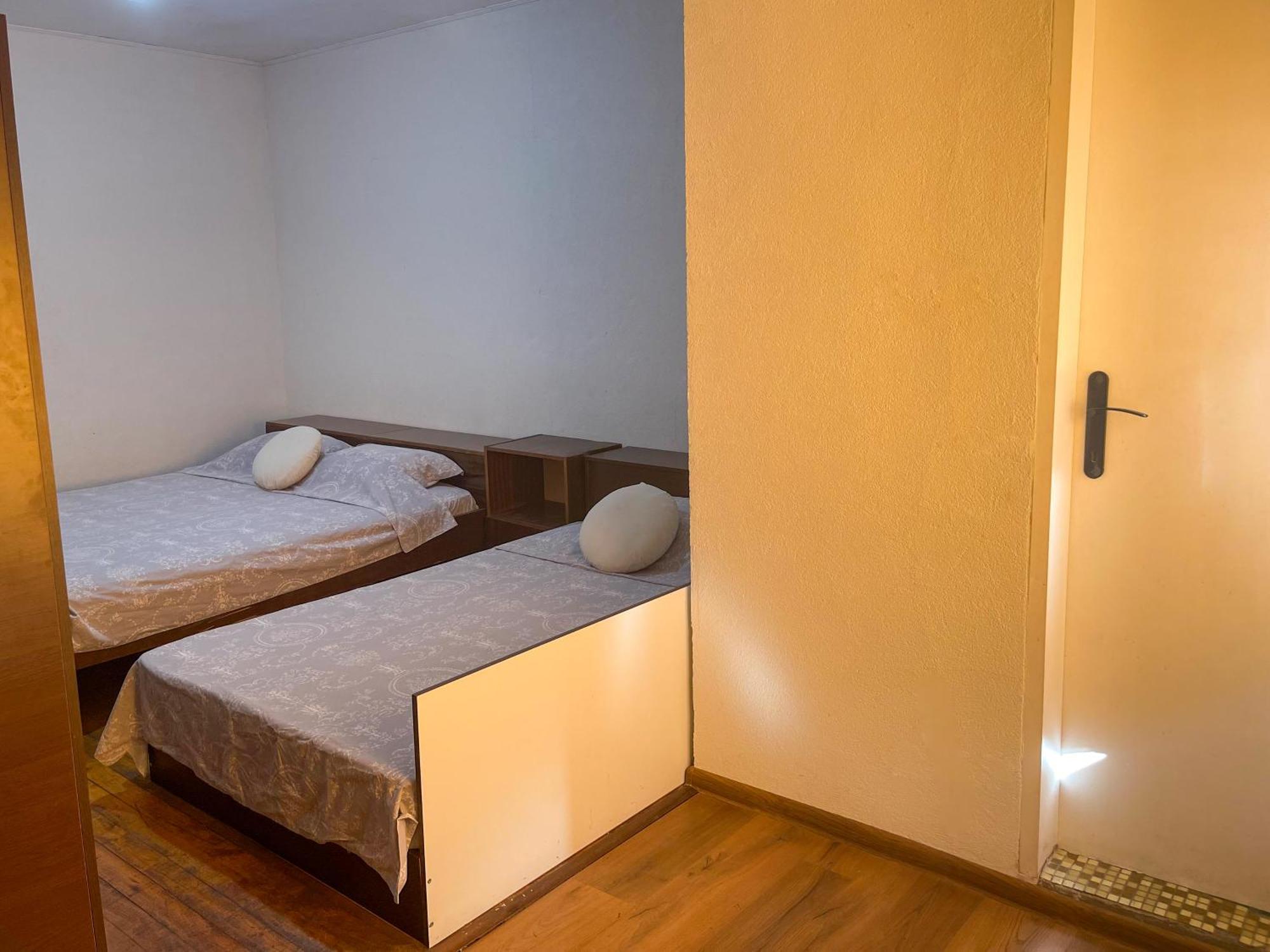 Alpin Guest House 사파레바바냐 외부 사진