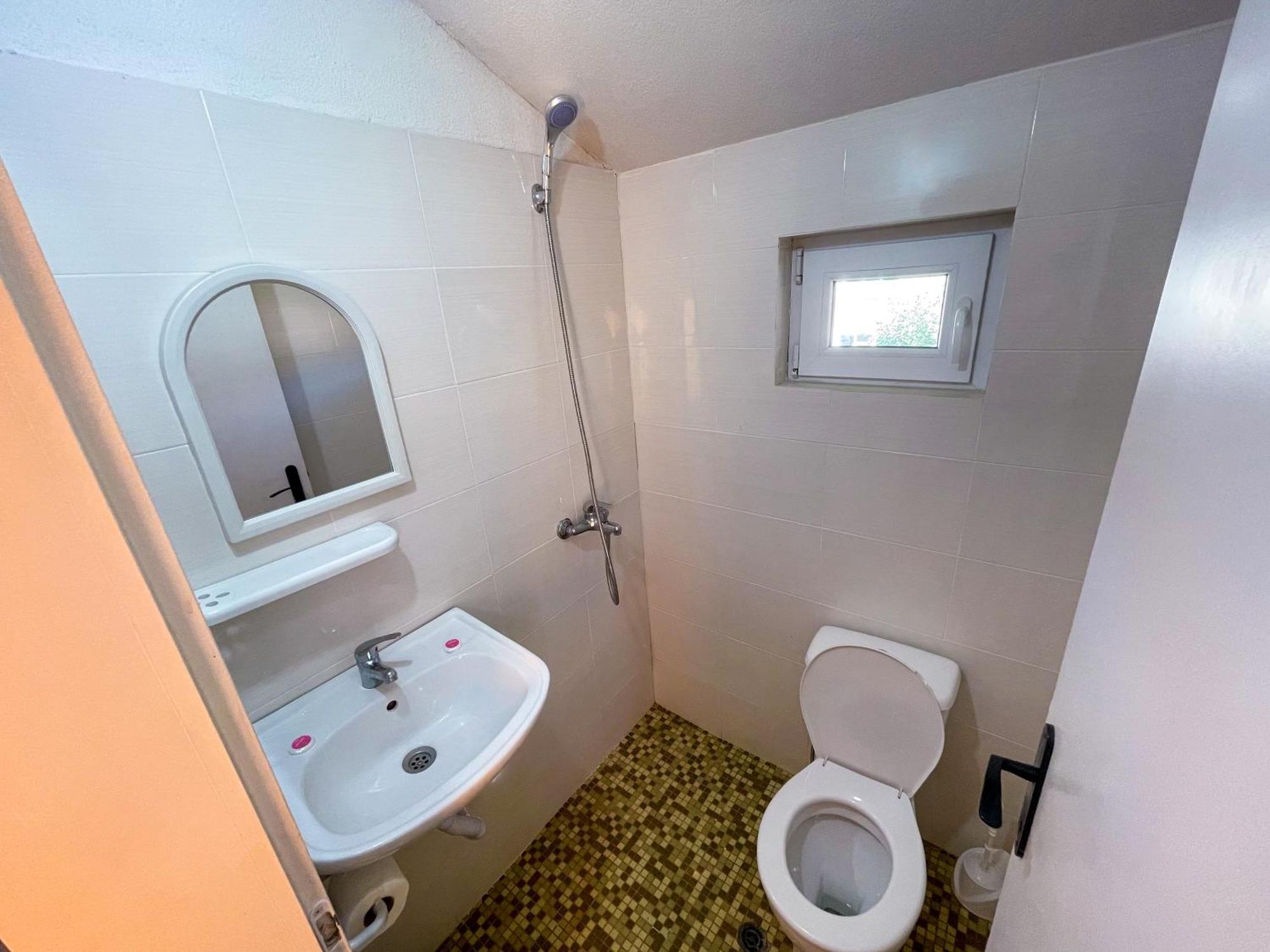 Alpin Guest House 사파레바바냐 외부 사진