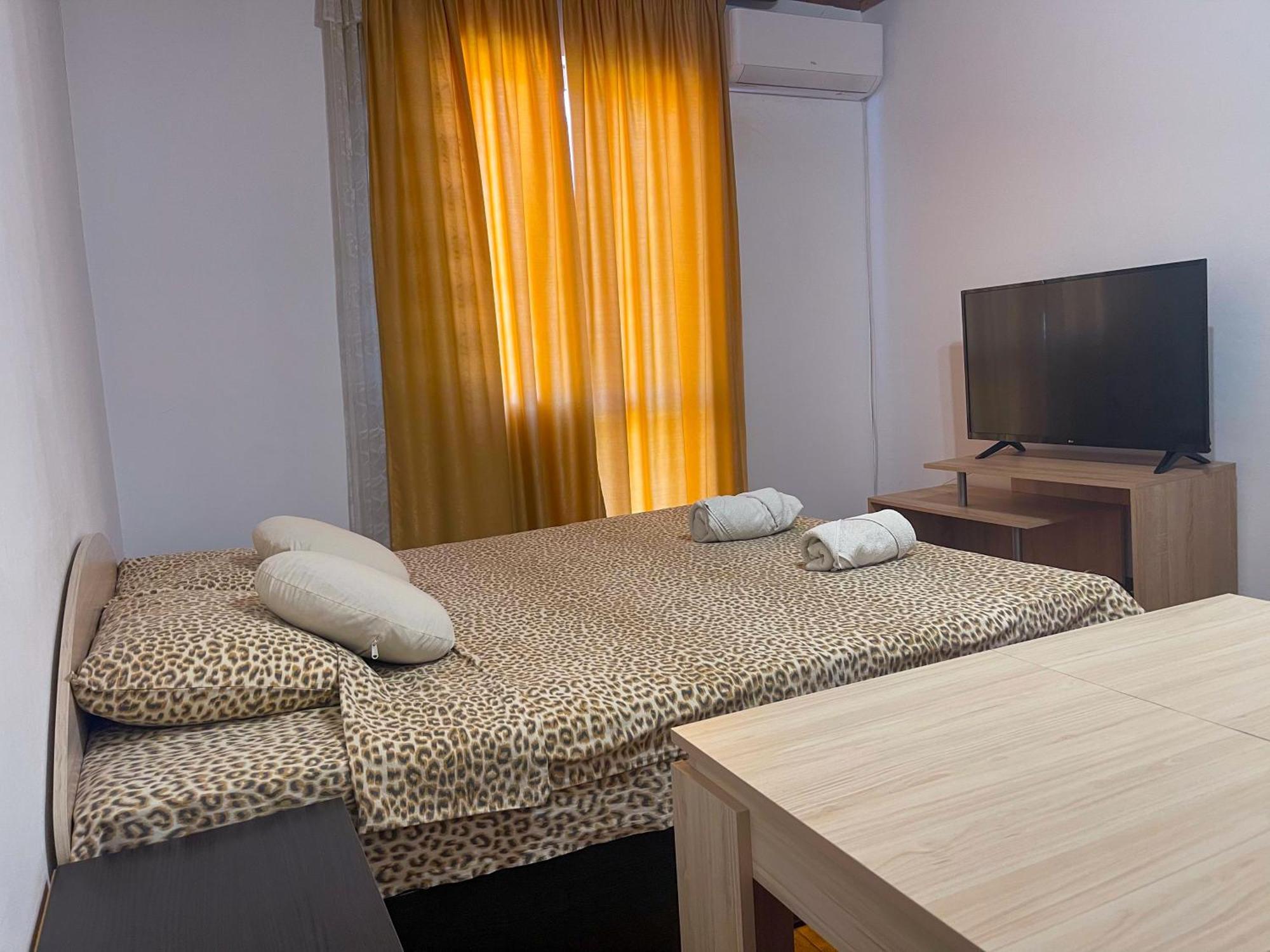 Alpin Guest House 사파레바바냐 외부 사진